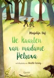 Omslag De kaarten van madame Petrova geschreven door Marjolijn Hof