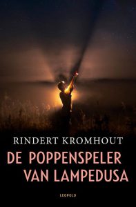 Omslag De poppenspeler van Lampedusa van Rindert Kromhout.